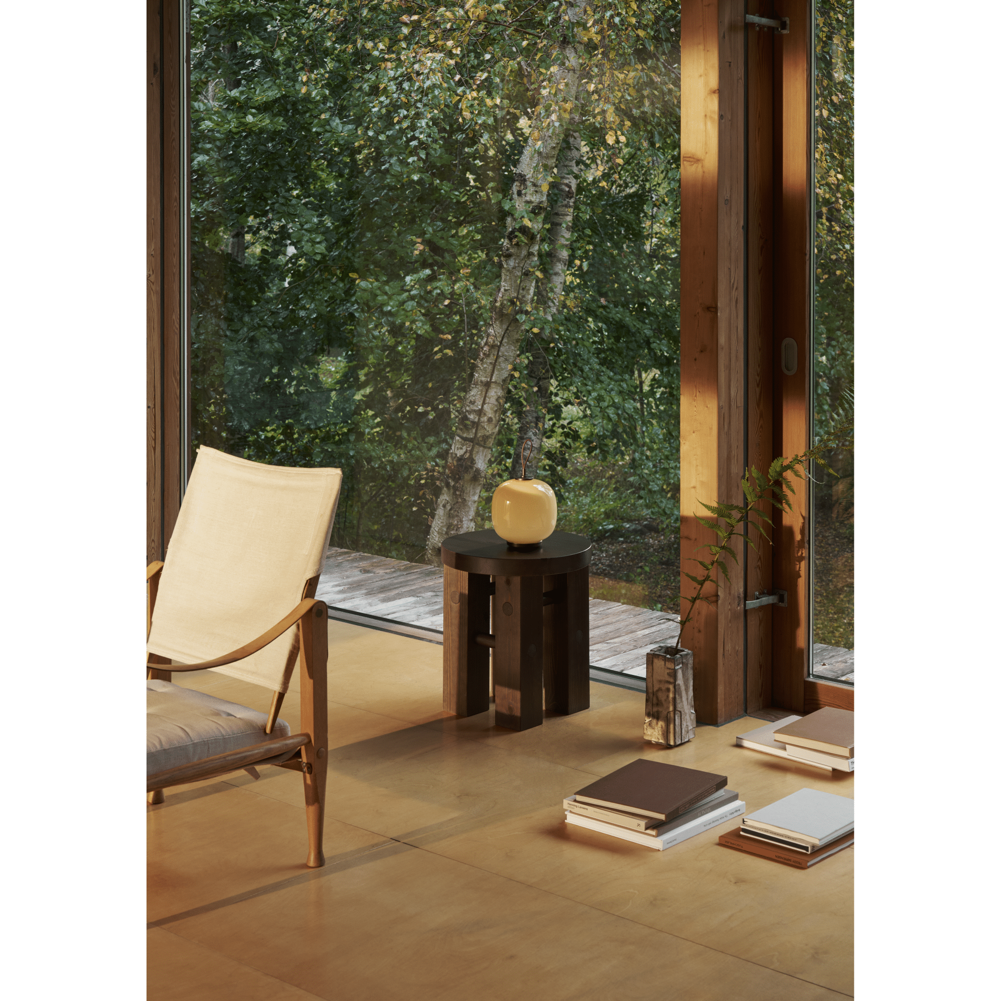 VL45 Radiohus Pale yellow