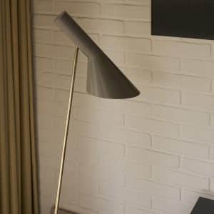 AJ gulvlampe brass/warm grey